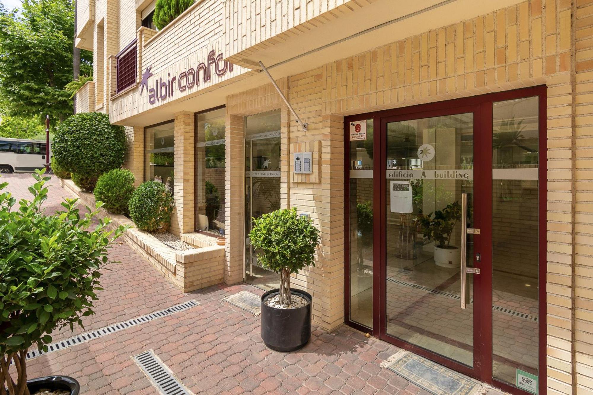 Apartamentos Albir Confort - Avenida 1 dorm El Albir Luaran gambar