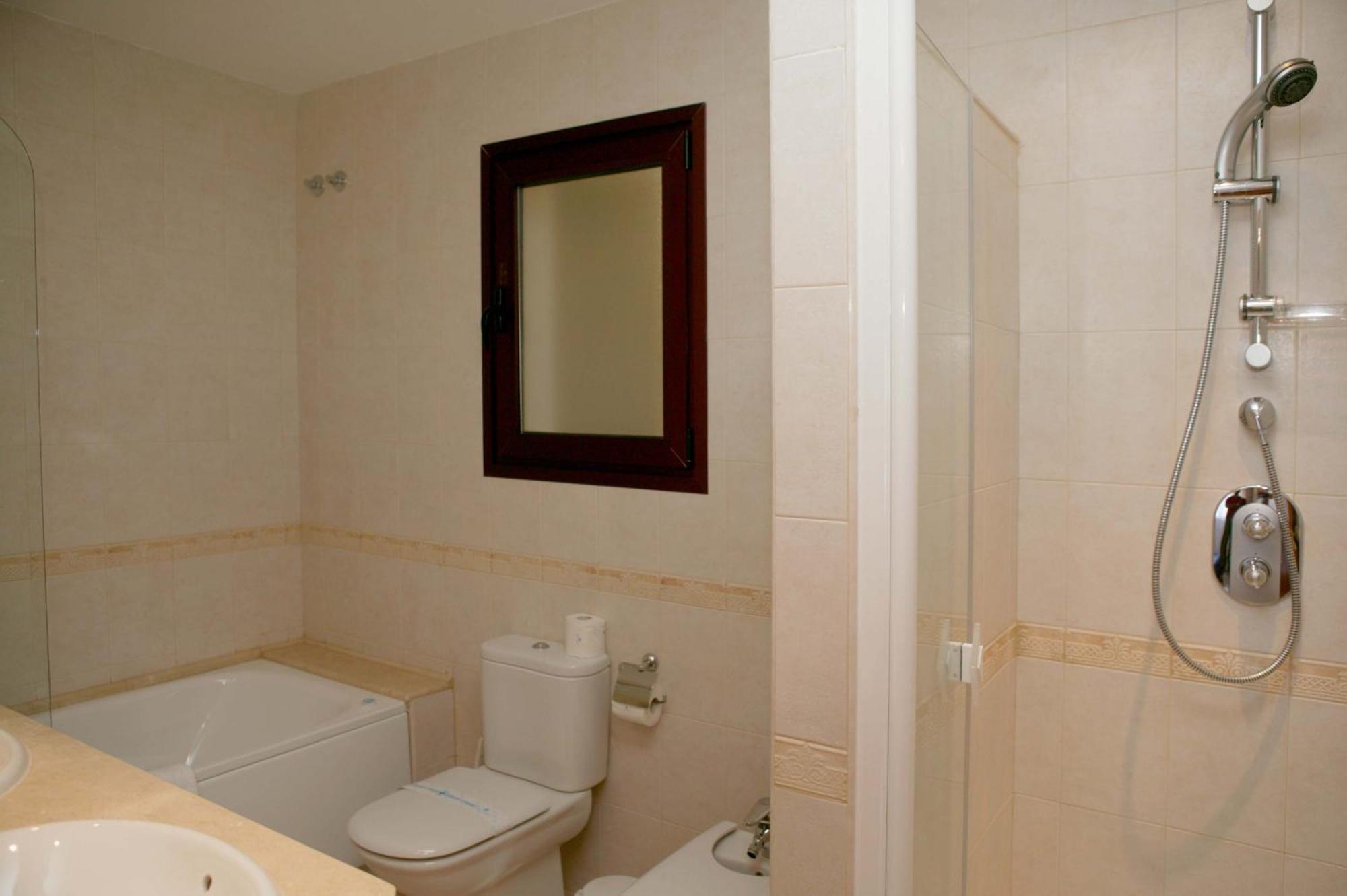 Apartamentos Albir Confort - Avenida 1 dorm El Albir Luaran gambar