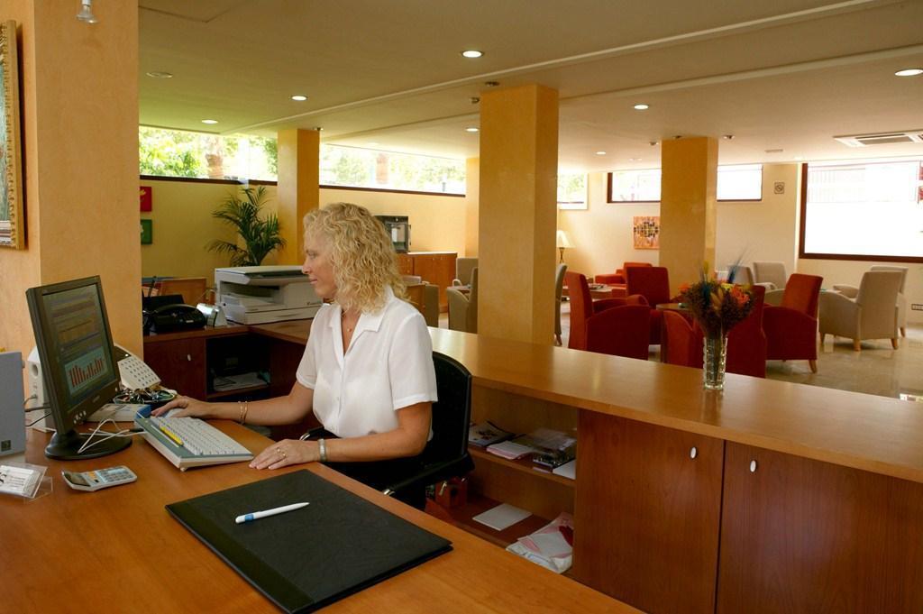 Apartamentos Albir Confort - Avenida 1 dorm El Albir Luaran gambar